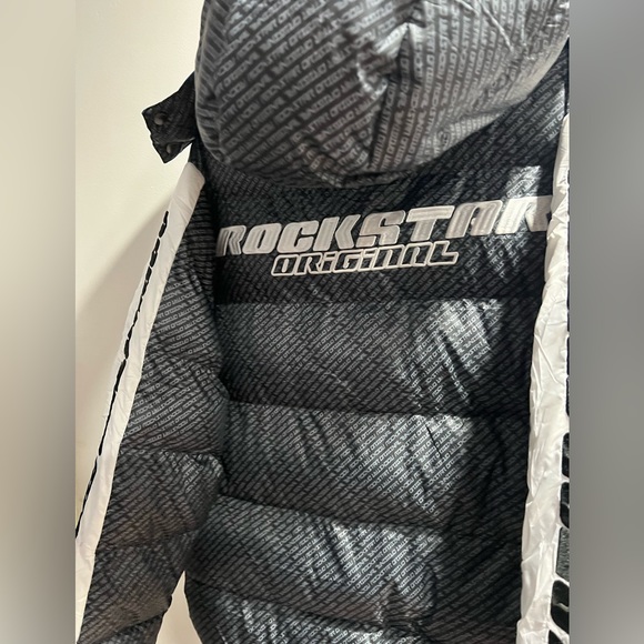 NEW!!! Mens stylish puffer jacket by RockStar Original; sz 2XL; Blk/ Wht/Blue - Picture 9 of 9
